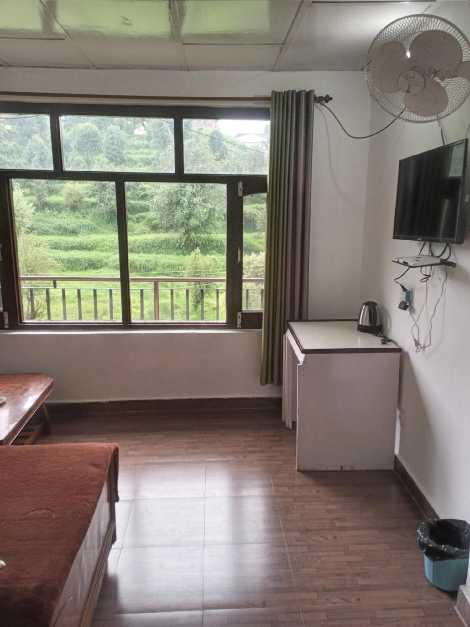 Nirmal Homestay Νταραμσάλα Εξωτερικό φωτογραφία