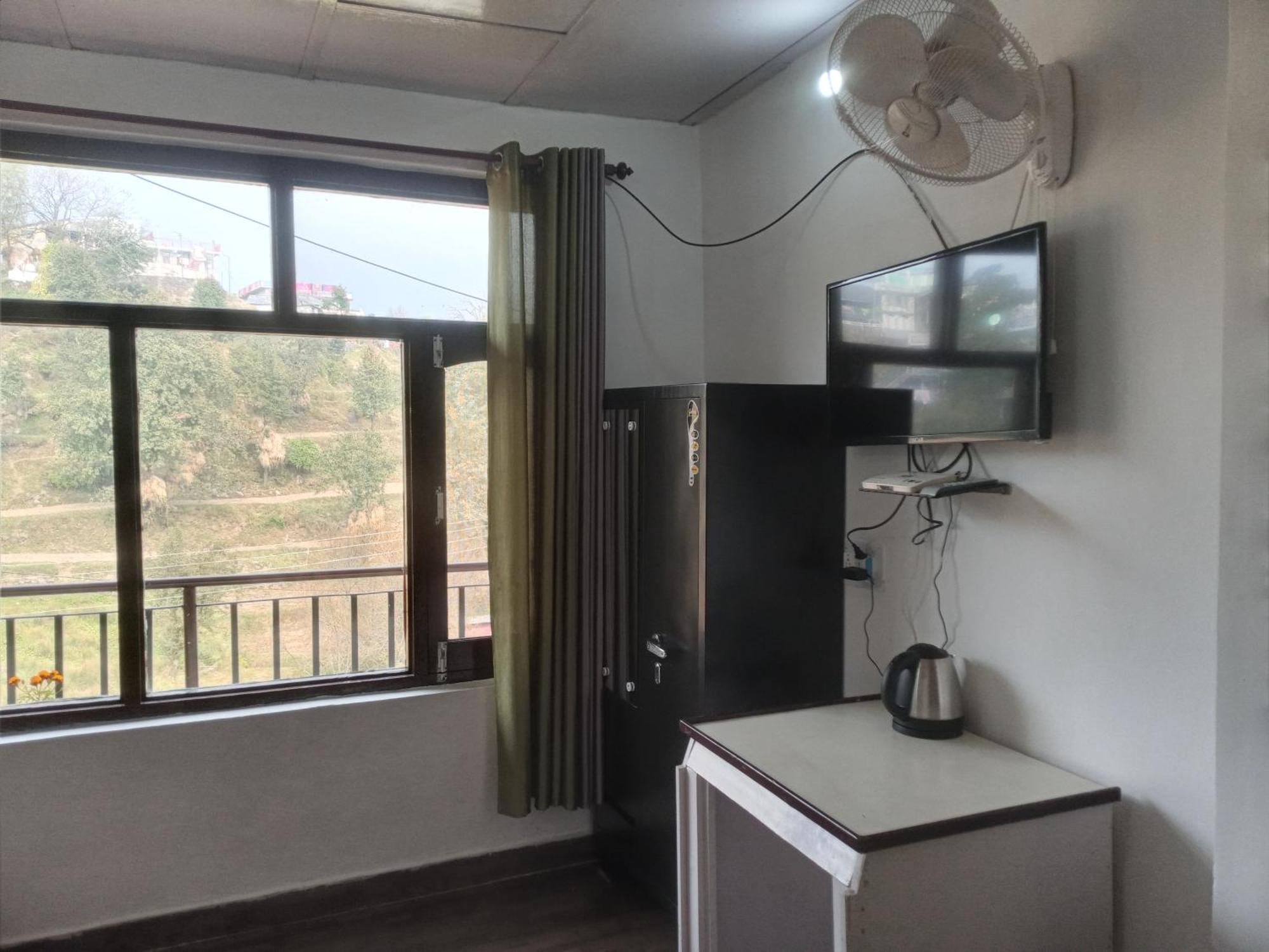 Nirmal Homestay Νταραμσάλα Εξωτερικό φωτογραφία